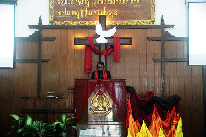 galeri, Ibadah Perayaan Pentakosta 19 Mei 2024 di GKJ Baki Induk Pagi, gereja kristen jawa, gkj, gkj baki, gereja kristen jawa baki, baki, sukoharjo, gkj klasis sukoharjo, klasis sukoharjo, klasis, sinode gkj, sinode 